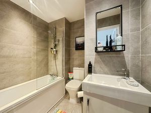 Photo 15- click for photo gallery